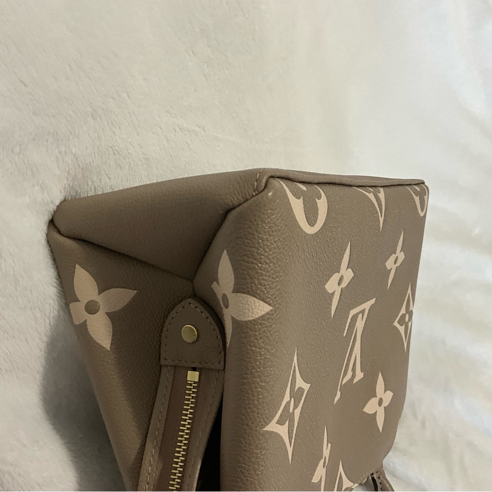 Louis Vuitton Petit Palais Empreinte Leather-the lock is no longer available - Picture 10 of 16
